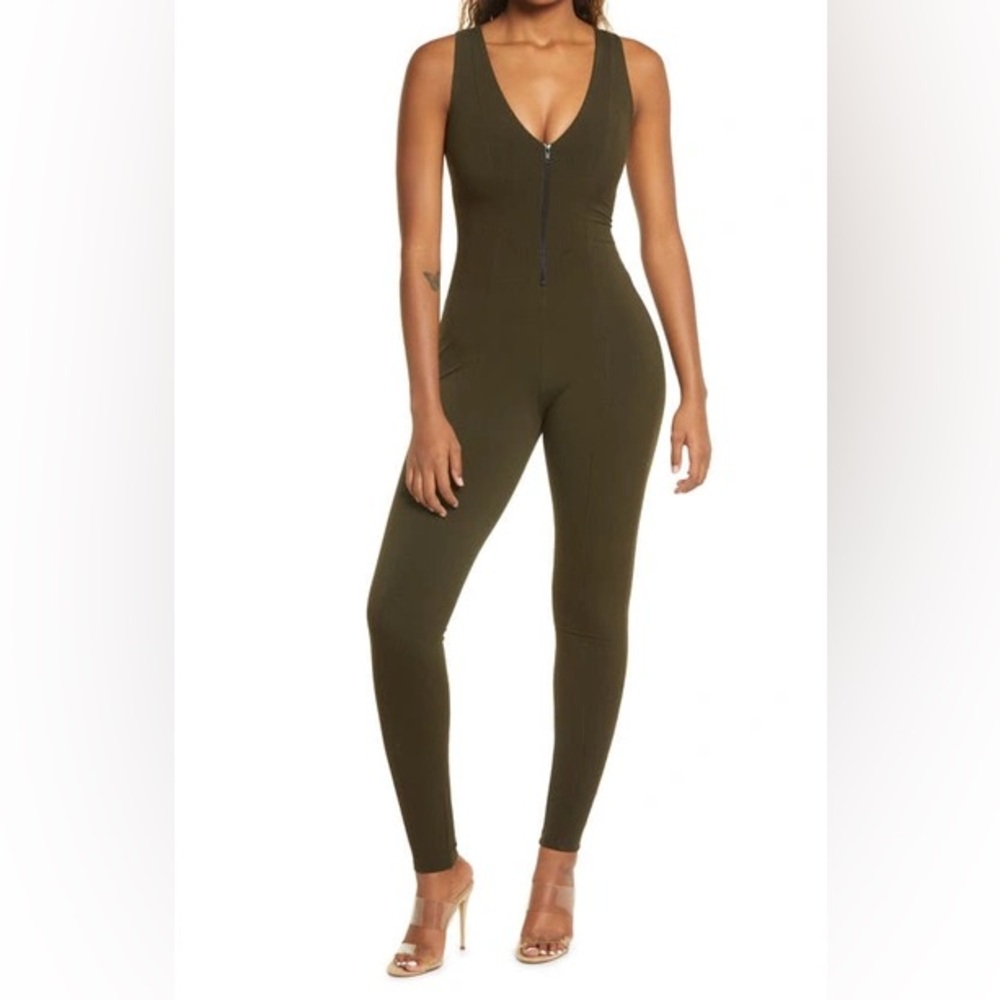 NEW NAKED WARDROBE SNATCHED ZIP FRONT SLEEVELESS JUMPSUIT IN FOREST GREEN
